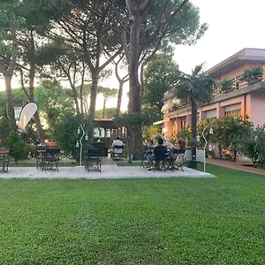 Hotel&restaurant Storyville Cinquale