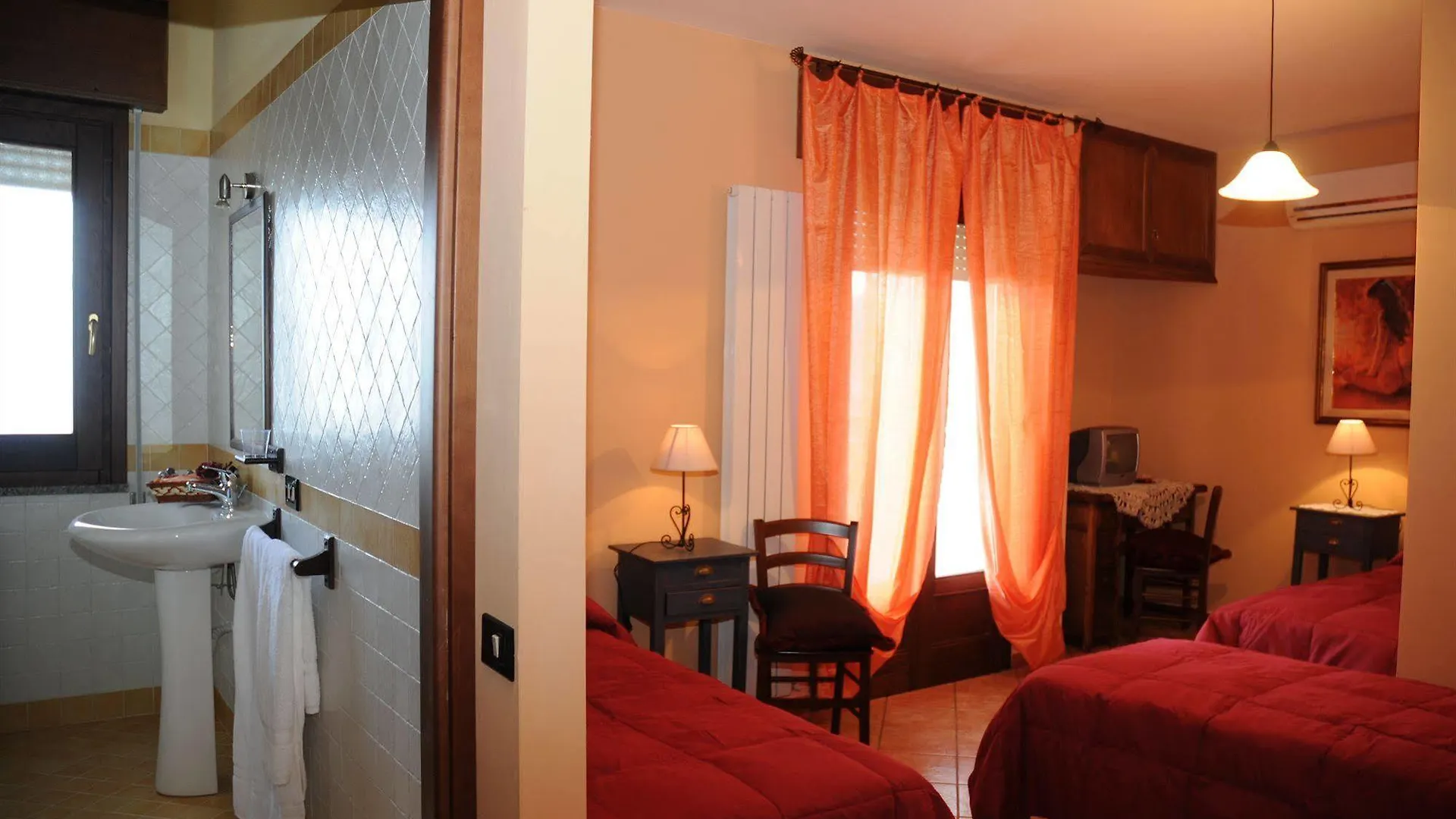 Rocca Di Monreale Bed & Breakfast 3*,  Italy
